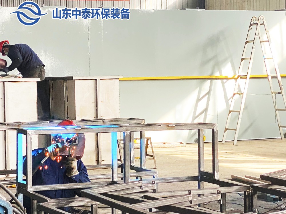 一體化污水處理設(shè)備,一體化污水處理設(shè)備廠家，集裝箱一體化污水處理設(shè)備，農(nóng)村污水處理設(shè)備、農(nóng)村一體化污水處理設(shè)備、農(nóng)村生活污水處理設(shè)備、食品污水處理設(shè)備、醫(yī)療污水處理設(shè)備